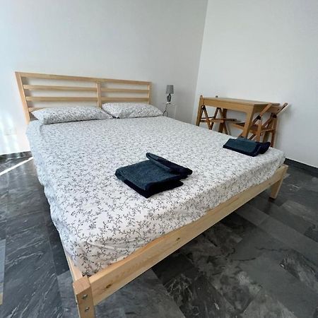 Bilocale Roggia Scagna 7 Apartamento Milão Exterior foto