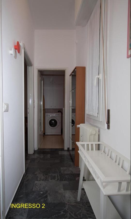 Bilocale Roggia Scagna 7 Apartamento Milão Exterior foto